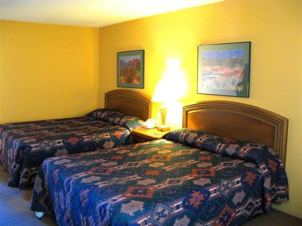 Indian Hills Inn, Taos Plaza Екстер'єр фото